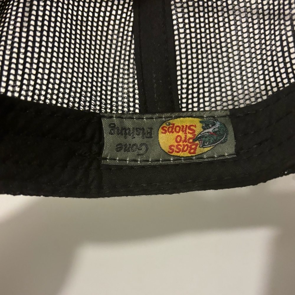 Bass pro shops hat barely worn.